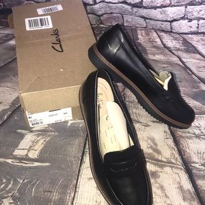 Clark’s slip on shoes cc raisie elett 9.5 NEW BLAC